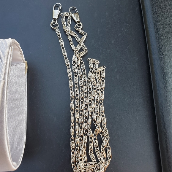 2 Purse Bundle - Picture 8 of 8